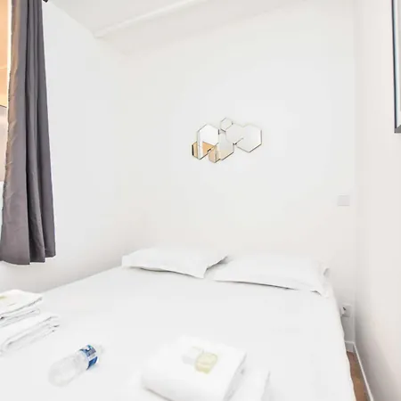 Апартаменты Peaceful - 2br For 4p - Musee Grevin